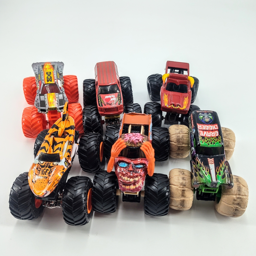 Monster Truck Toy Set - Multicolor